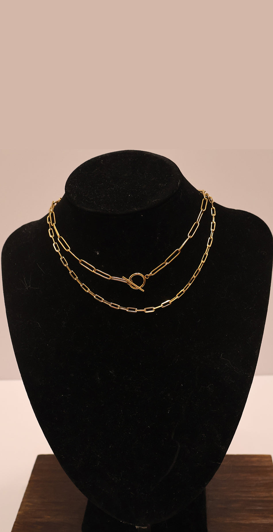 Bella Toggle Choker
