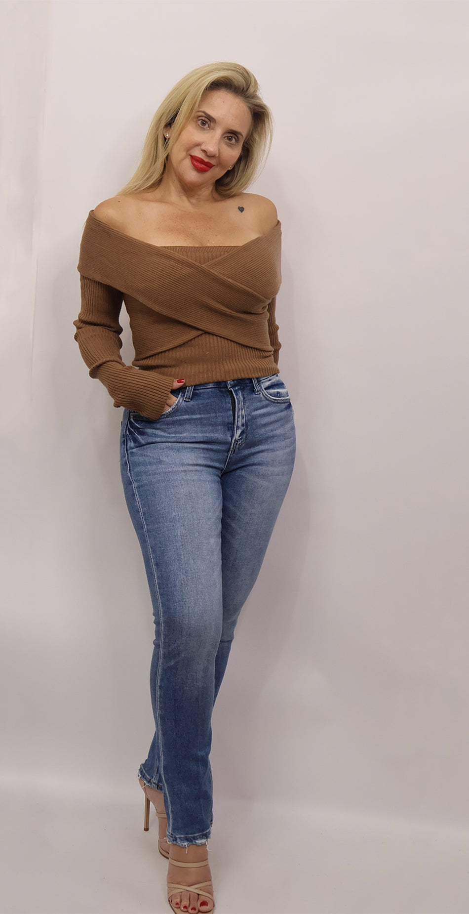 High Rise Slim Straight Jeans