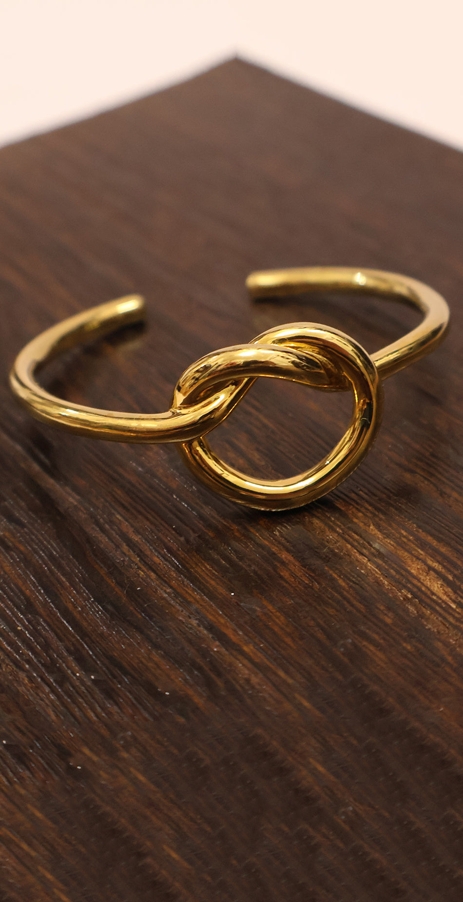 Knot Cuff