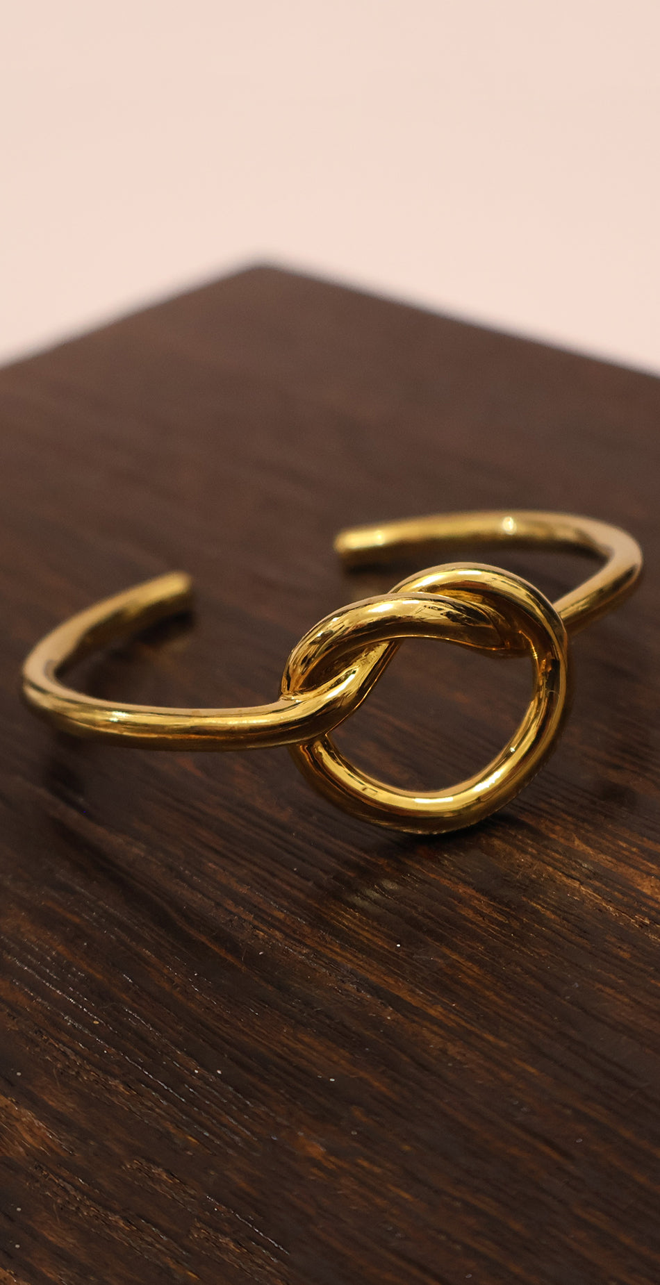 Knot Cuff